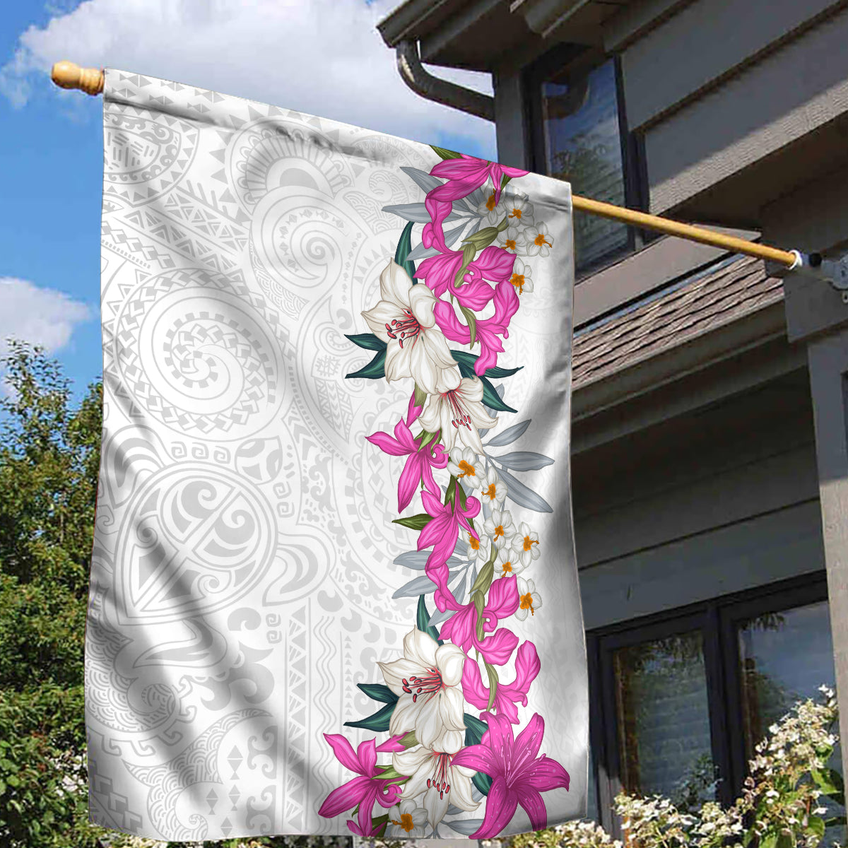 Hawaii Tropical Leaves and Flowers Garden Flag Tribal Polynesian Pattern White Style LT03 - Polynesian Pride