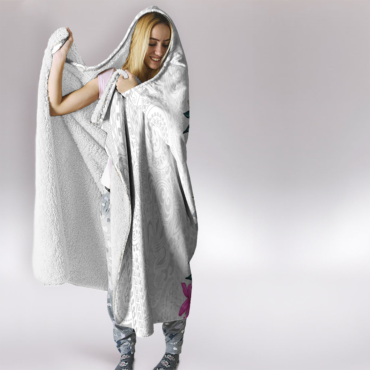 Hawaii Tropical Leaves and Flowers Hooded Blanket Tribal Polynesian Pattern White Style LT03 - Polynesian Pride