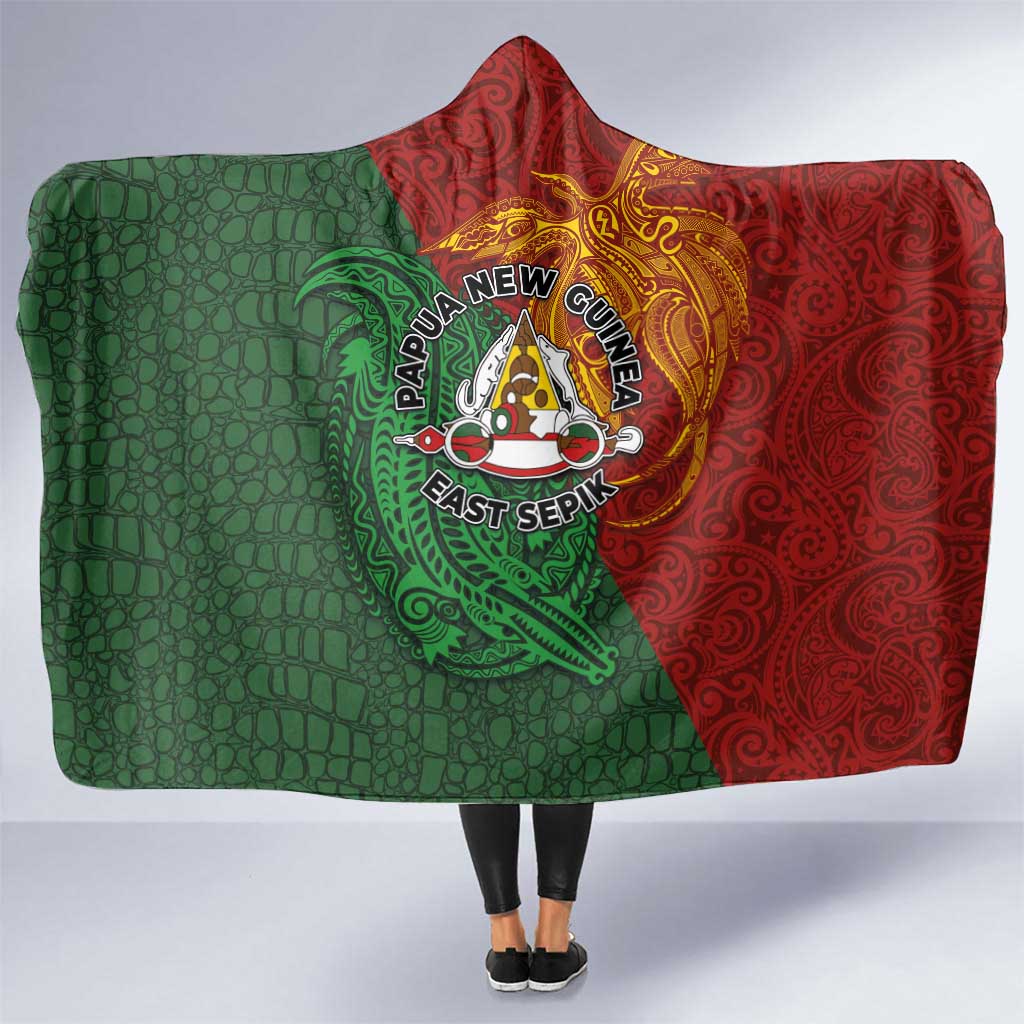 Papua New Guinea East Sepik Province Hooded Blanket Tribal Crocodile Birds of Paradise Melanesian Tattoo