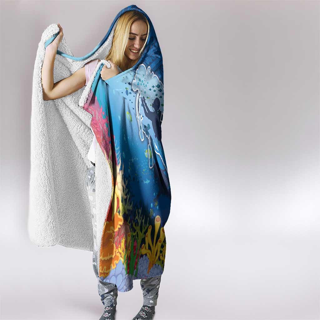 Polynesian Scuba Diving Hooded Blanket Beauty Corals with Underwater and Polynesian Pattern LT03 - Polynesian Pride