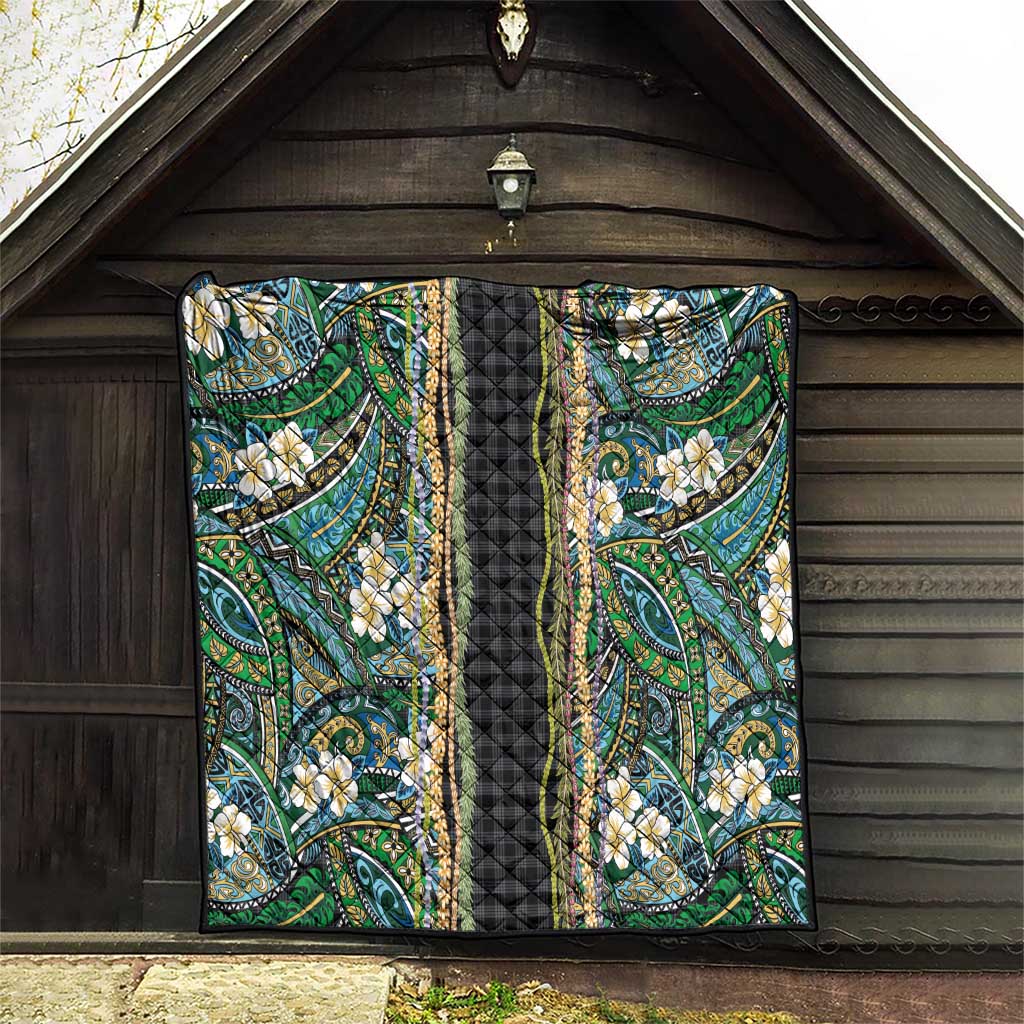 Hawaiian Art Flower Tribal with Lei Quilt Palaka Pattern Black Color - Polynesian Pride