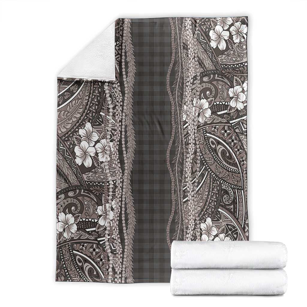Hawaiian Art Flower Tribal with Lei Blanket Palaka Pattern Grayscale - Polynesian Pride