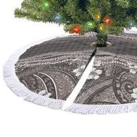 Hawaiian Art Flower Tribal with Lei Tree Skirt Palaka Pattern Grayscale LT03 - Polynesian Pride