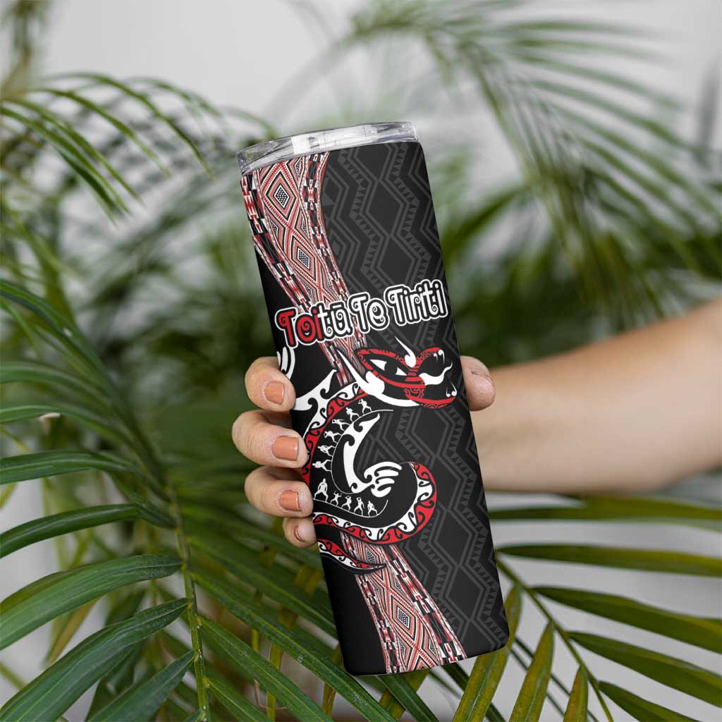 Aotearoa Toitu Te Tiriti Taniko Skinny Tumbler Maori Taniwha Haka - Honour the Treaty