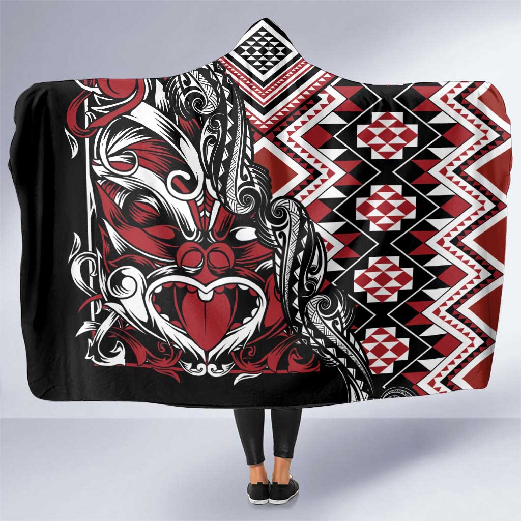 Aotearoa Maori Moko Art with Taniko Half Style Hooded Blanket LT03 One Size Black - Polynesian Pride