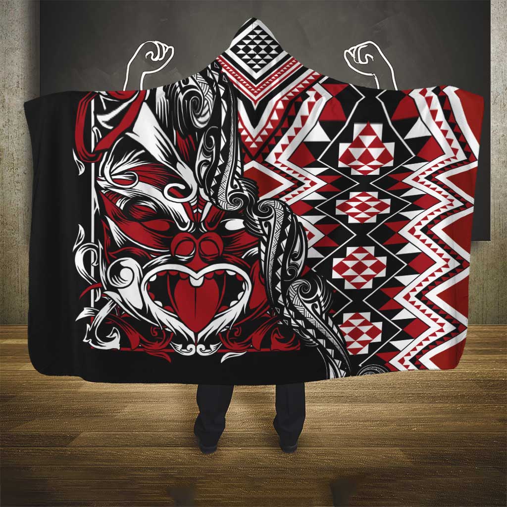 Aotearoa Maori Moko Art with Taniko Half Style Hooded Blanket LT03 - Polynesian Pride