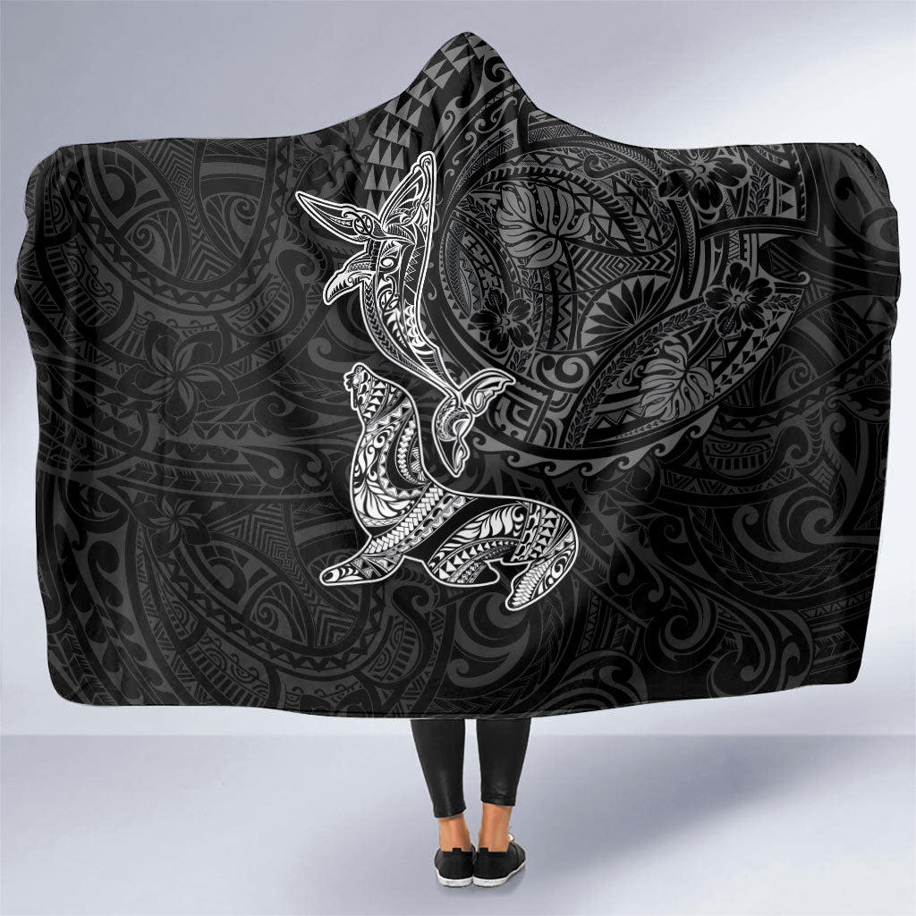 Hawaiian Monk Seal and Whale Hooded Blanket Kakau Tribal Pattern Grayscale LT03 One Size Black - Polynesian Pride
