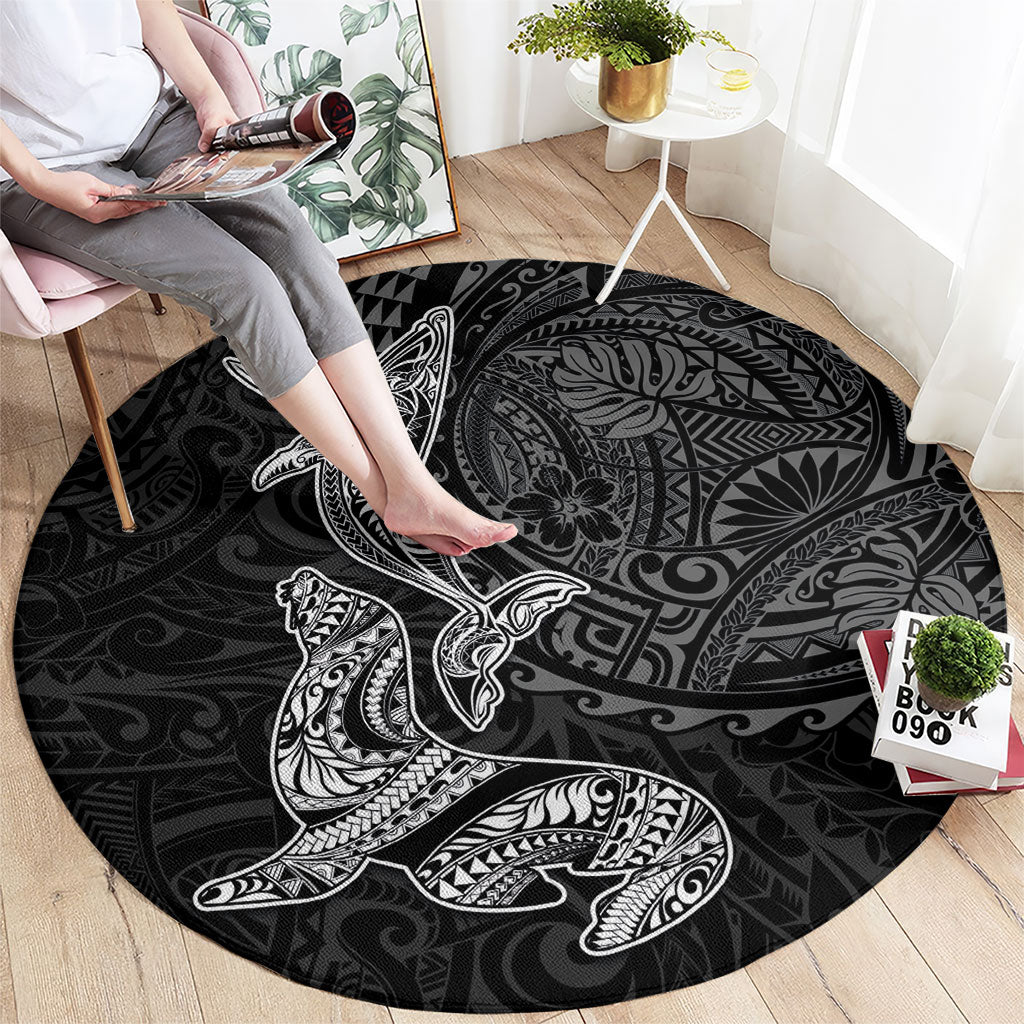 Hawaiian Monk Seal and Whale Round Carpet Kakau Tribal Pattern Grayscale LT03 - Polynesian Pride