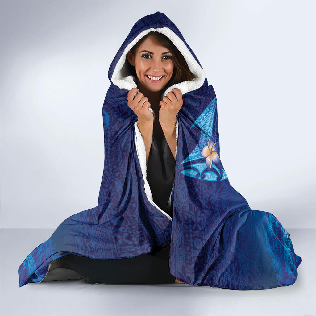 Fiji Jellyfish Hooded Blanket Tapa Patterns and Hibiscus Sea Vibe LT03 - Polynesian Pride
