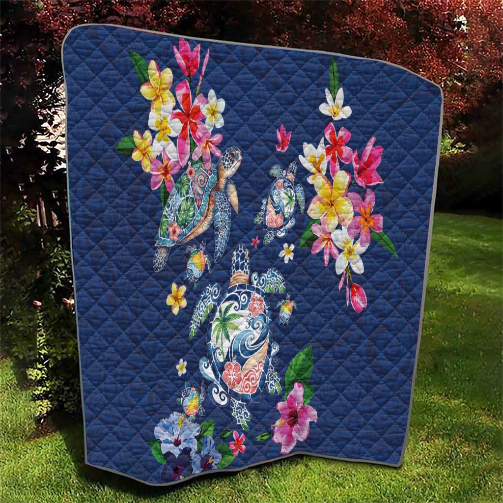 Hawaiian Turtles and Tropical Plants Quilt Blue Watercolor LT03 - Polynesian Pride