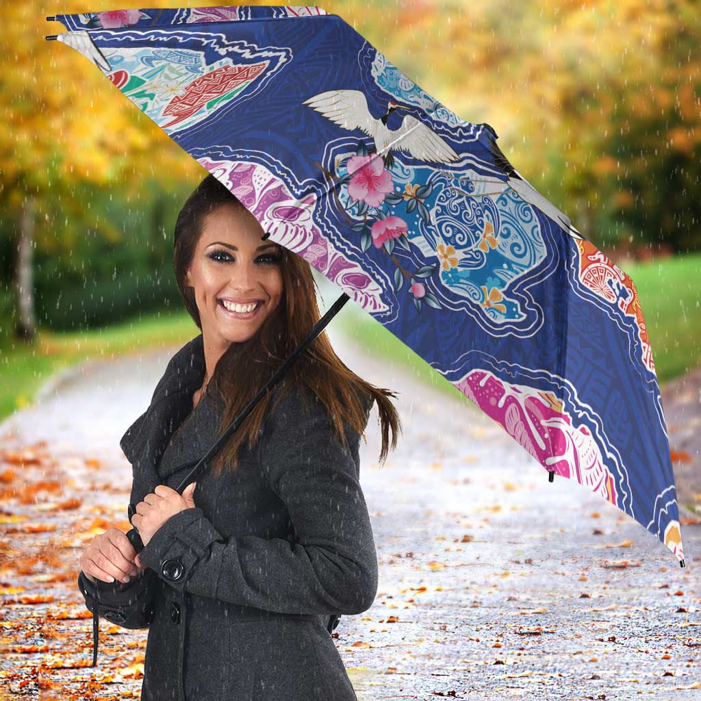 Hawaiian and Japanese Culture Together Umbrella Hawaiian Archipelago Shape Sea Animals