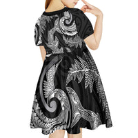 New Zealand Sea Animals with Maori Tribal Tattoo Kid Short Sleeve Dress Shark Manta Ray with Silver Fern Black