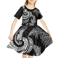 New Zealand Sea Animals with Maori Tribal Tattoo Kid Short Sleeve Dress Shark Manta Ray with Silver Fern Black