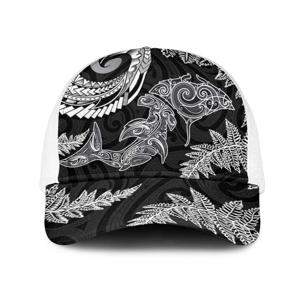 New Zealand Sea Animals with Maori Tribal Tattoo Mesh Trucker Cap Shark Manta Ray with Silver Fern Black