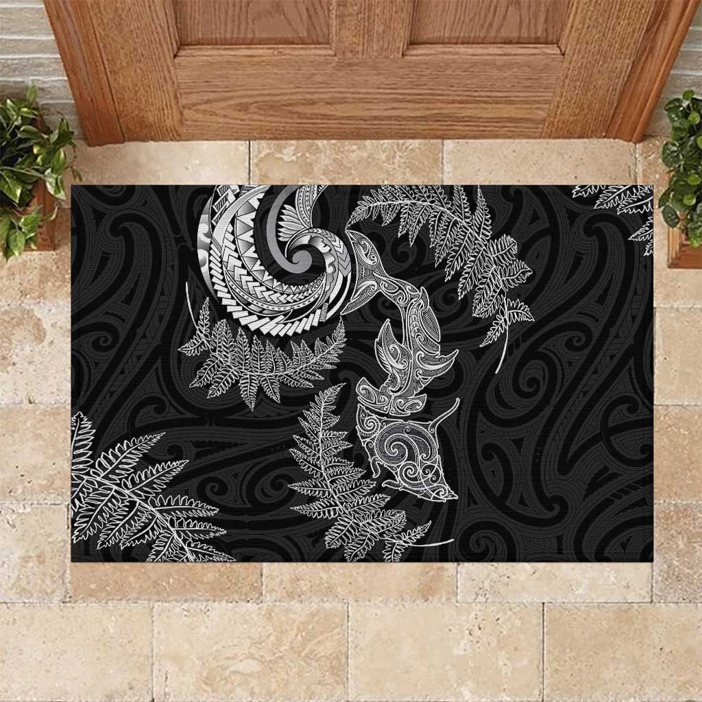 New Zealand Sea Animals with Maori Tribal Tattoo Rubber Doormat Shark Manta Ray with Silver Fern Black