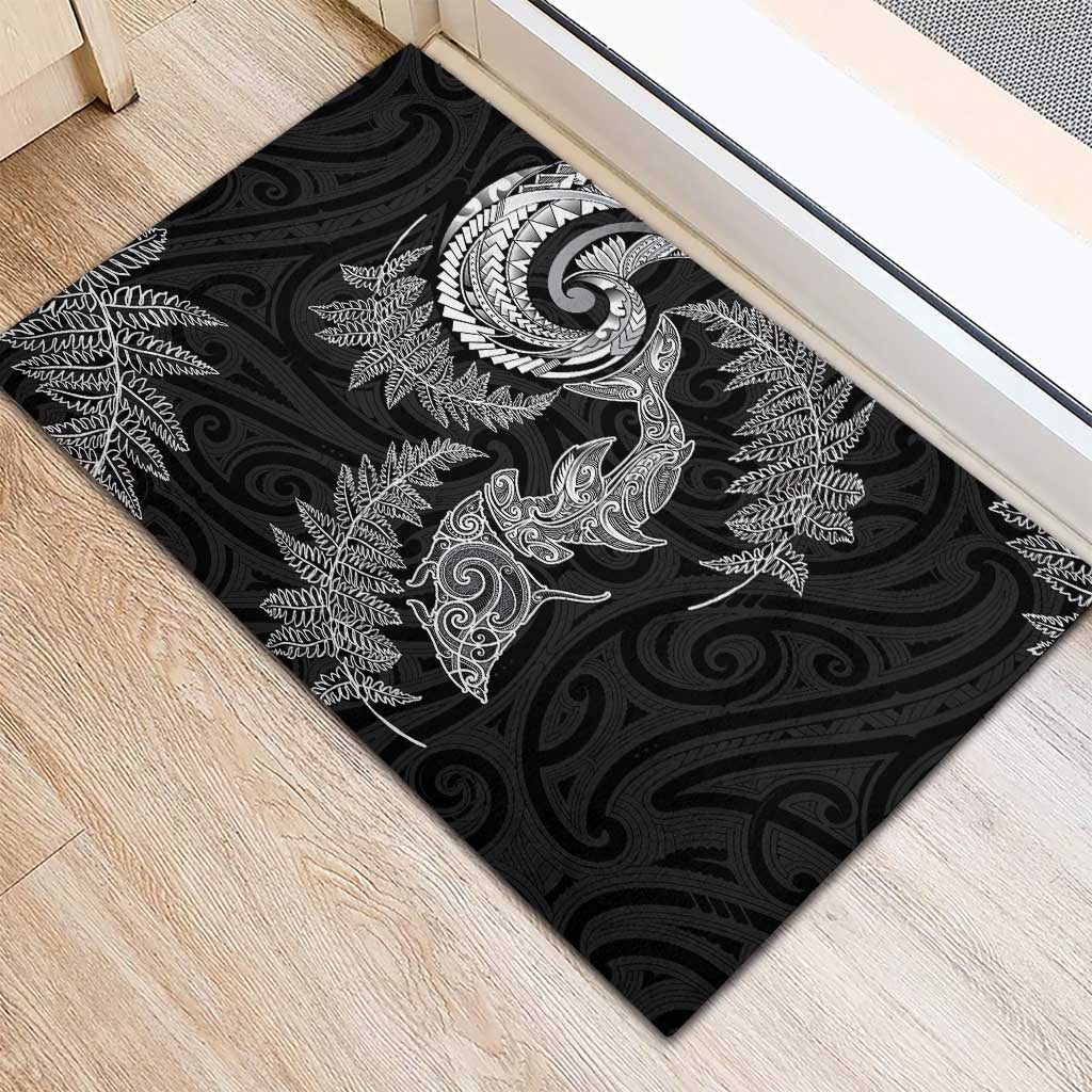New Zealand Sea Animals with Maori Tribal Tattoo Rubber Doormat Shark Manta Ray with Silver Fern Black