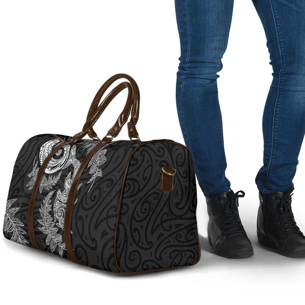 New Zealand Sea Animals with Maori Tribal Tattoo Travel Bag Shark Manta Ray with Silver Fern Black