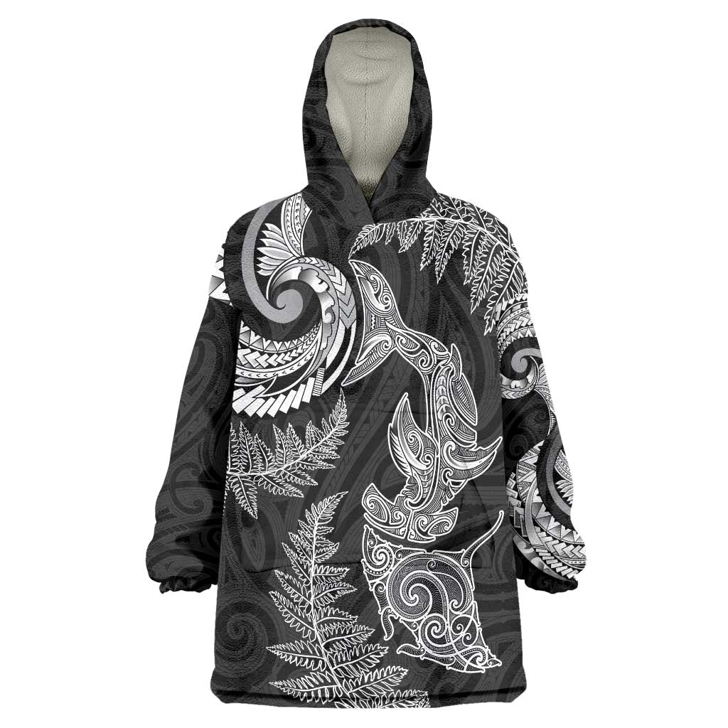New Zealand Sea Animals with Maori Tribal Tattoo Wearable Blanket Hoodie Shark Manta Ray with Silver Fern Black