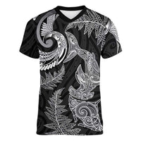 New Zealand Sea Animals with Maori Tribal Tattoo Women V-Neck T-Shirt Shark Manta Ray with Silver Fern Black
