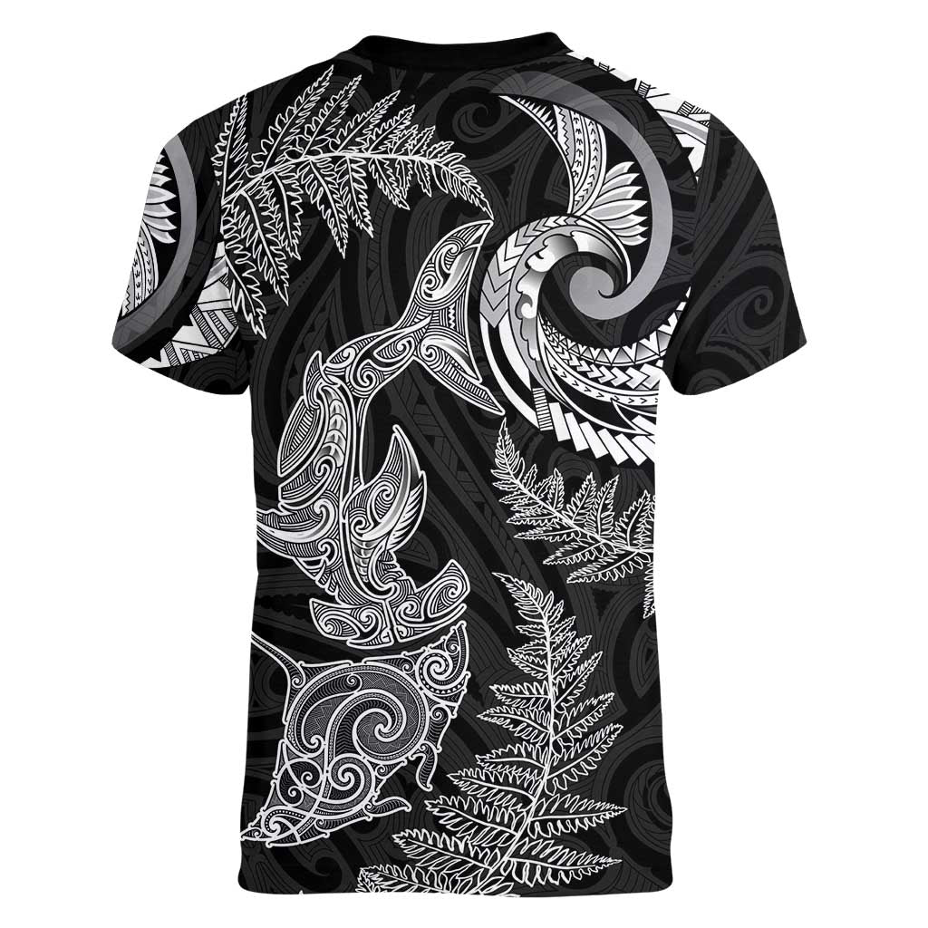 New Zealand Sea Animals with Maori Tribal Tattoo Women V-Neck T-Shirt Shark Manta Ray with Silver Fern Black
