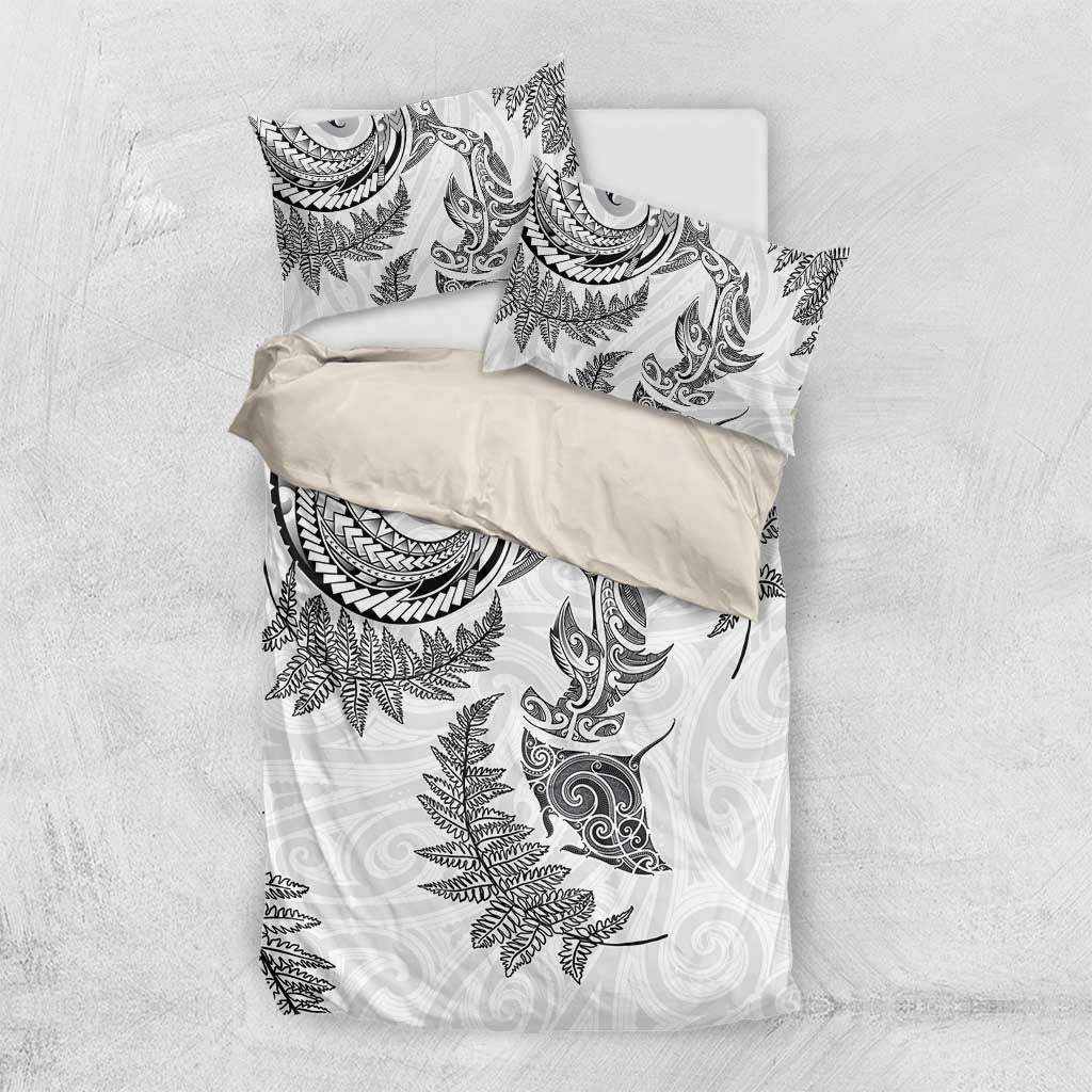 New Zealand Sea Animals with Maori Tribal Tattoo Bedding Set Shark Manta Ray with Silver Fern White