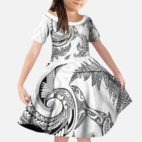 New Zealand Sea Animals with Maori Tribal Tattoo Family Matching Off Shoulder Short Dress and Hawaiian Shirt Shark Manta Ray with Silver Fern White