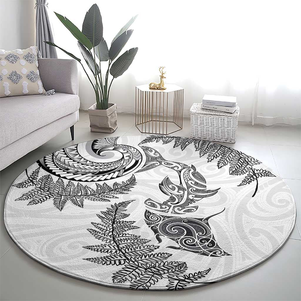 New Zealand Sea Animals with Maori Tribal Tattoo Round Carpet Shark Manta Ray with Silver Fern White