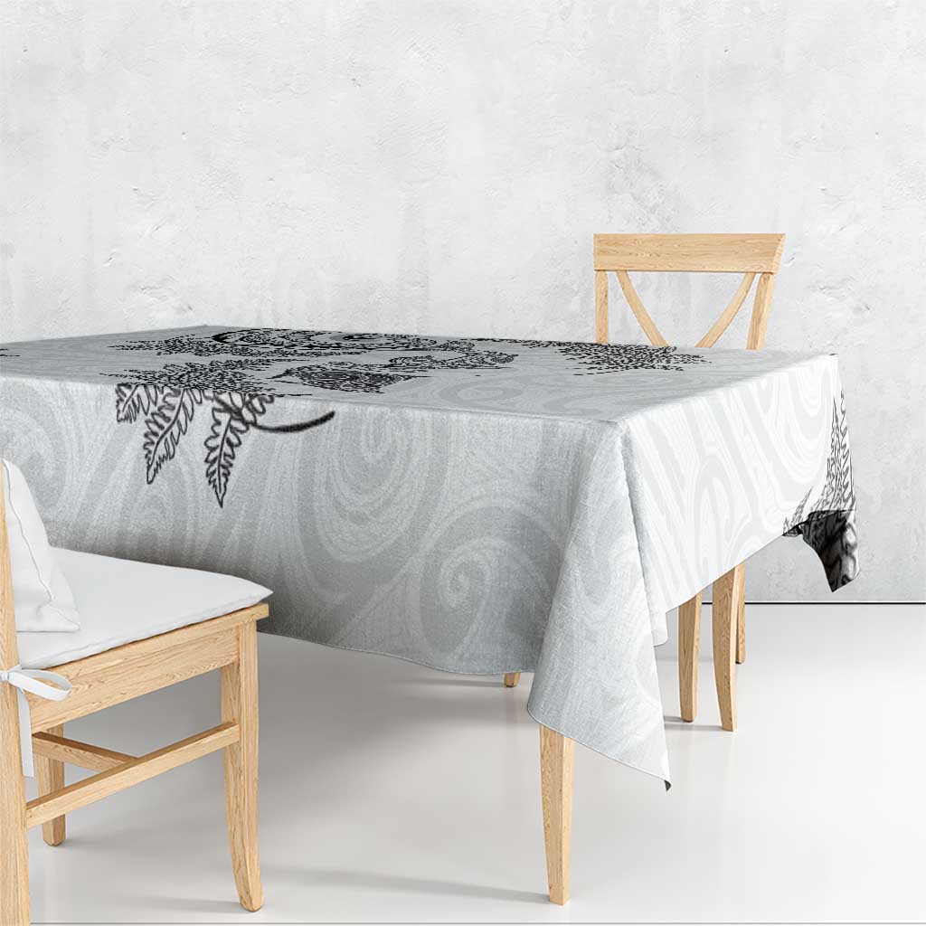 New Zealand Sea Animals with Maori Tribal Tattoo Tablecloth Shark Manta Ray with Silver Fern White