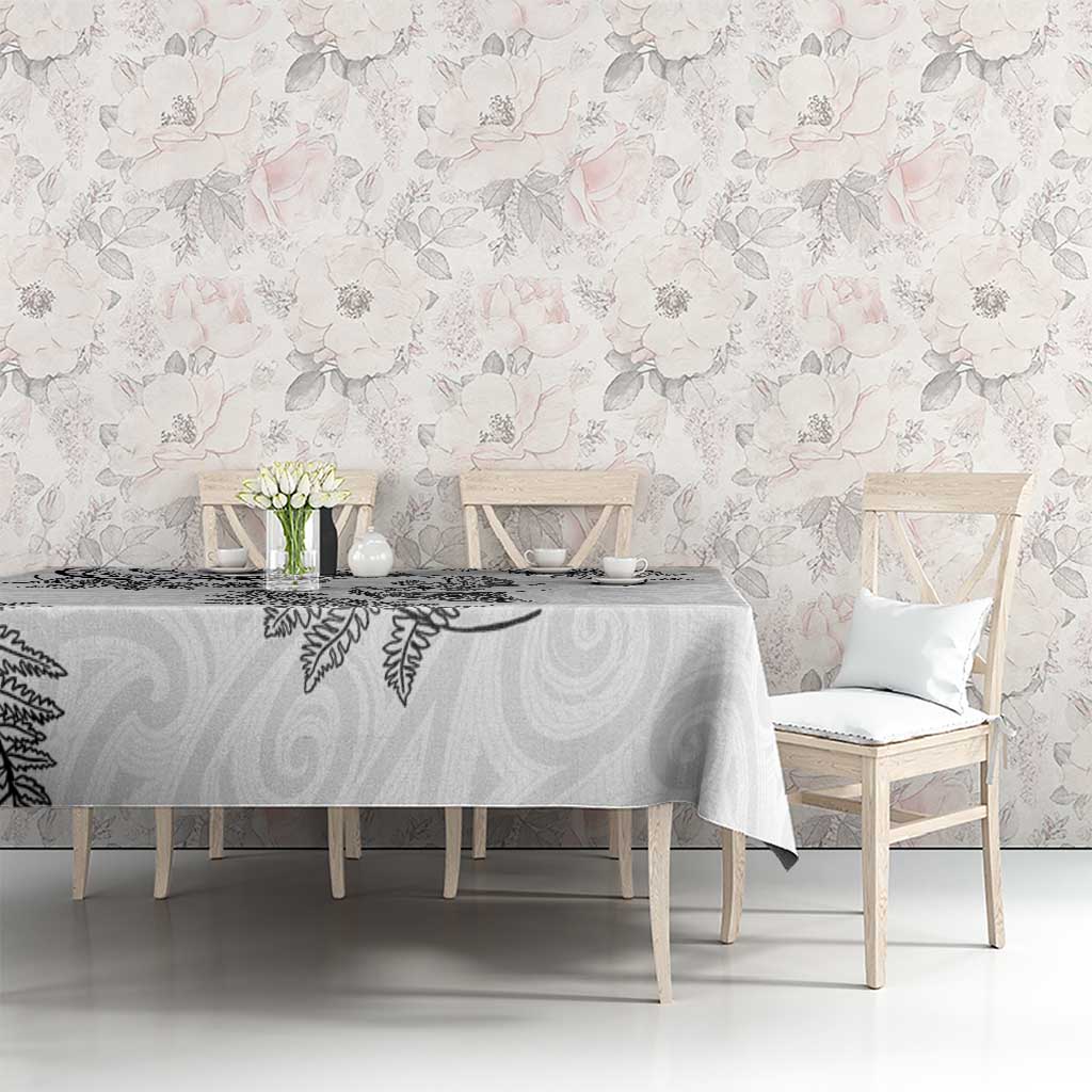 New Zealand Sea Animals with Maori Tribal Tattoo Tablecloth Shark Manta Ray with Silver Fern White