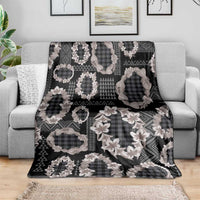 Hawaiian Leis Blanket Kakau Tattoos and Palaka Pastel Grayscale LT03 - Polynesian Pride