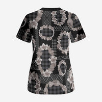 Hawaiian Leis Scrub Top Kakau Tattoos and Palaka Pastel Grayscale LT03 - Polynesian Pride