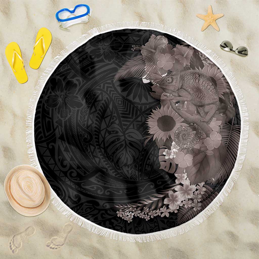 Hawaiian Tropical Plants and Chameleon Beach Blanket Polynesian Art Grayscale LT03 One Size 150cm Black - Polynesian Pride
