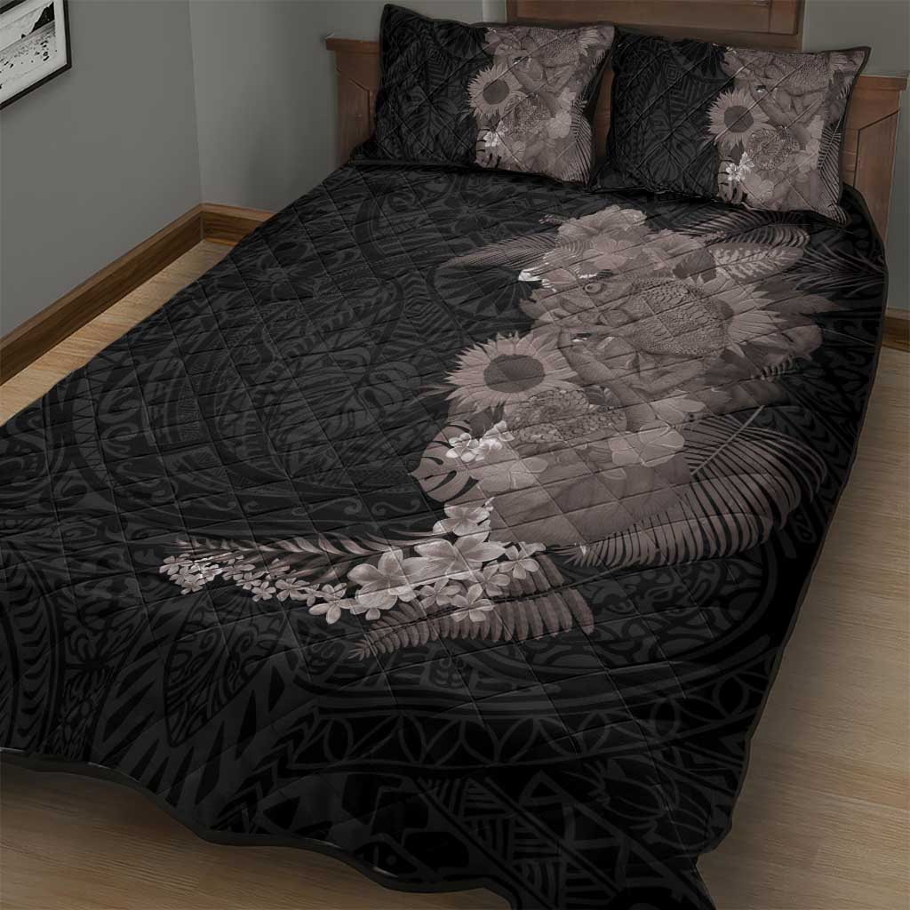 Hawaiian Tropical Plants and Chameleon Quilt Bed Set Polynesian Art Grayscale - Polynesian Pride