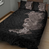 Hawaiian Tropical Plants and Chameleon Quilt Bed Set Polynesian Art Grayscale - Polynesian Pride