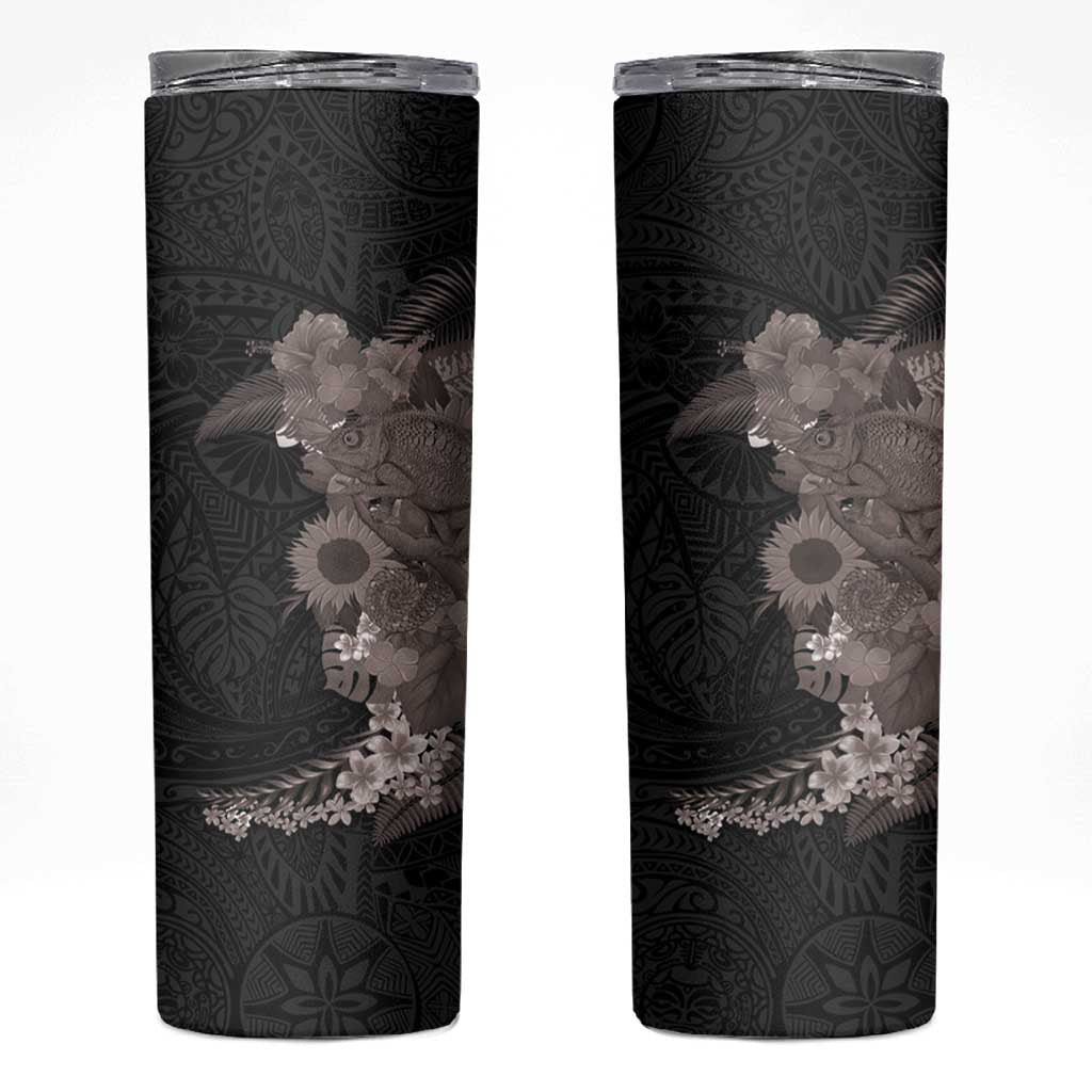 Hawaiian Tropical Plants and Chameleon Skinny Tumbler Polynesian Art Grayscale - Polynesian Pride