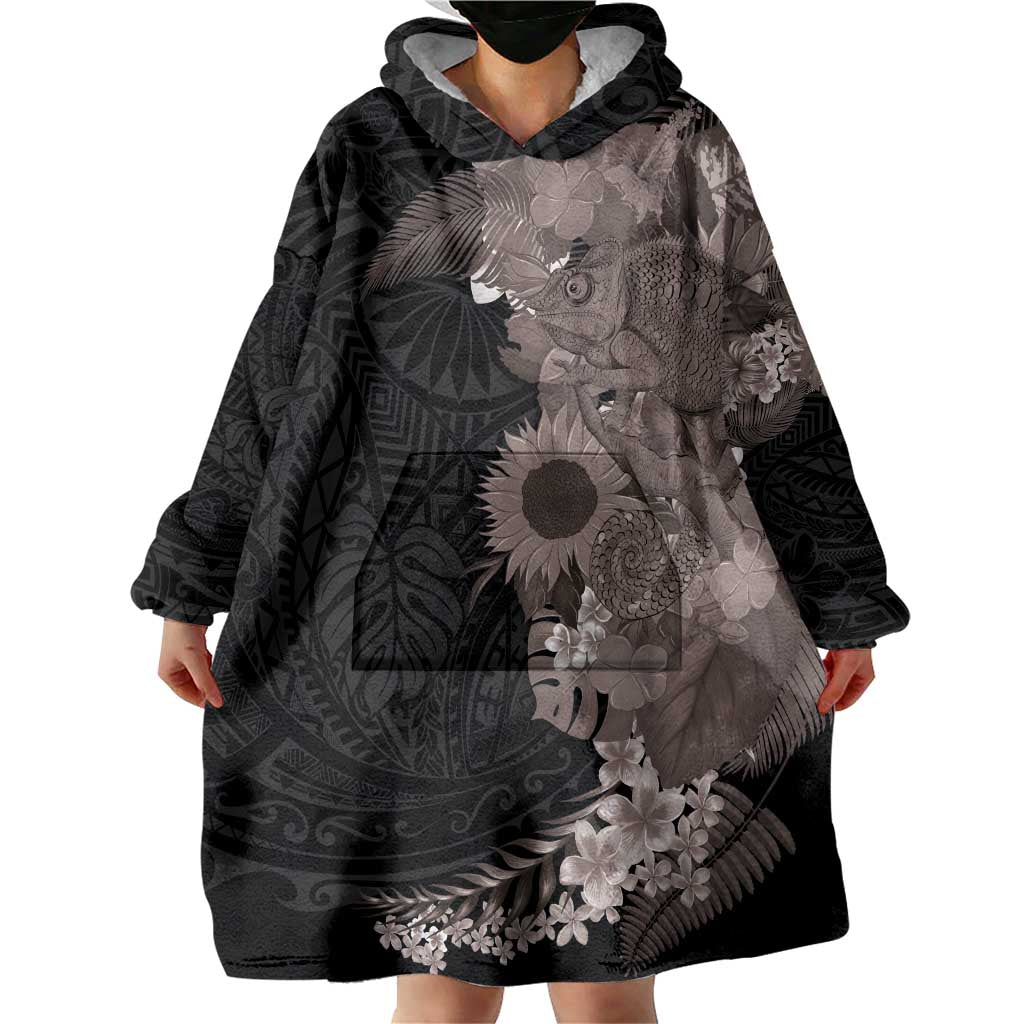 Hawaiian Tropical Plants and Chameleon Wearable Blanket Hoodie Polynesian Art Grayscale LT03 - Polynesian Pride