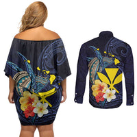 Hawaiian Whale and Kanaka Maoli Symbol Couples Matching Off Shoulder Short Dress and Long Sleeve Button Shirt Hibiscus with Hawaii Map and Polynesian Tattoo Deep Sea Color