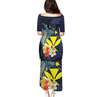 Hawaiian Whale and Kanaka Maoli Symbol Puletasi Hibiscus with Hawaii Map and Polynesian Tattoo Deep Sea Color