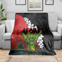 Hawaiian Halloween Blanket Horror Shaka Hand with Plumeria and Polynesian Tattoo Blood Color LT03 - Polynesian Pride
