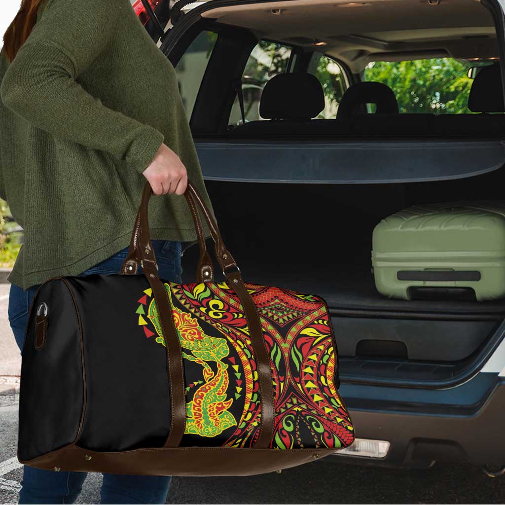 Hawaiian Manta Ray and Hammerhead Shark Tribal Tattoo Travel Bag with Polynesian Tribal Pattern Kanaka Maoli Flag Color