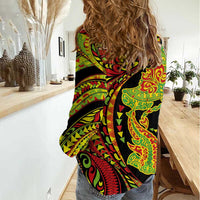 Hawaiian Manta Ray and Hammerhead Shark Tribal Tattoo Women Casual Shirt with Polynesian Tribal Pattern Kanaka Maoli Flag Color