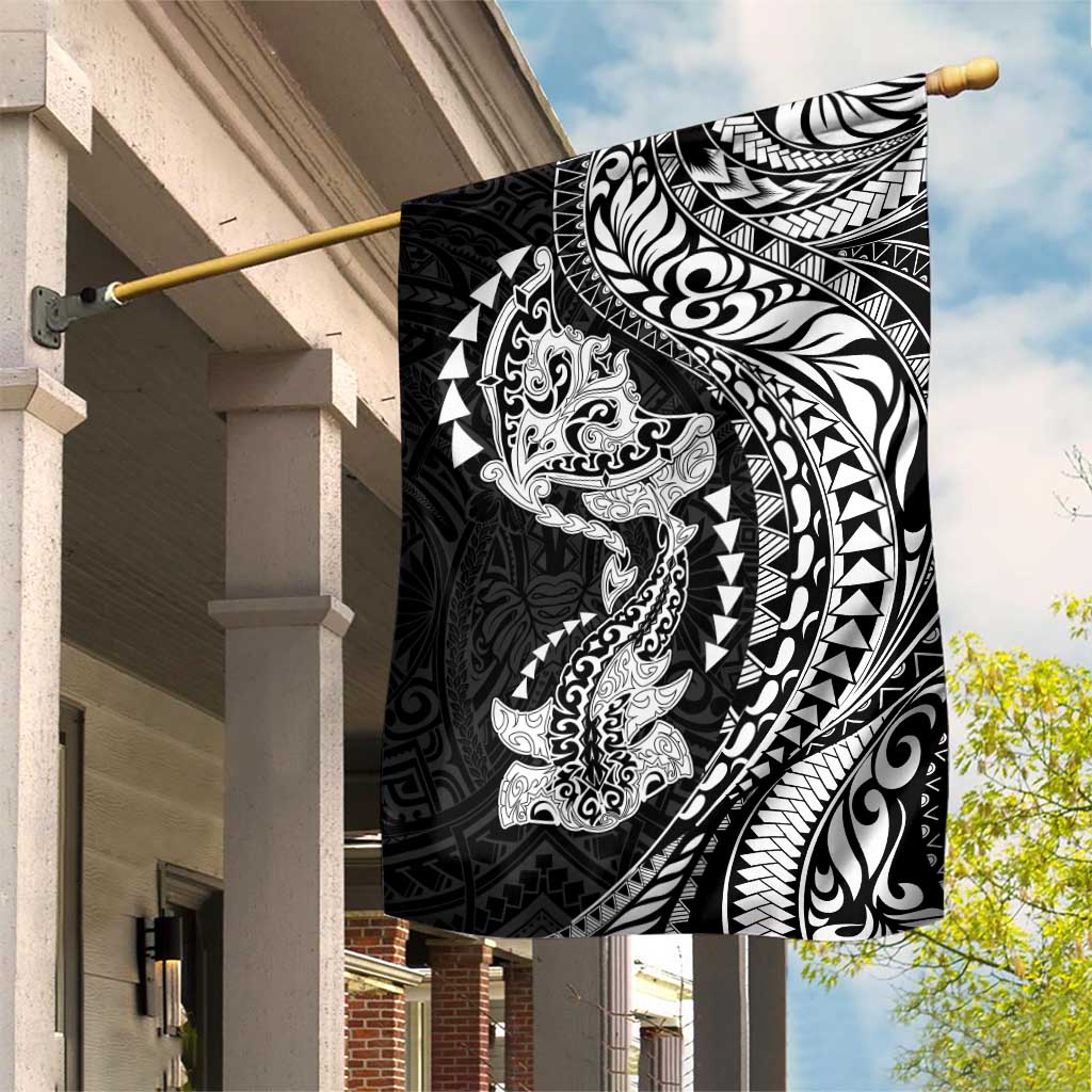 Hawaiian Manta Ray and Hammerhead Shark Tribal Tattoo Garden Flag with Polynesian Tribal Pattern Black-White Color LT03 House Flag Multicolor - Polynesian Pride