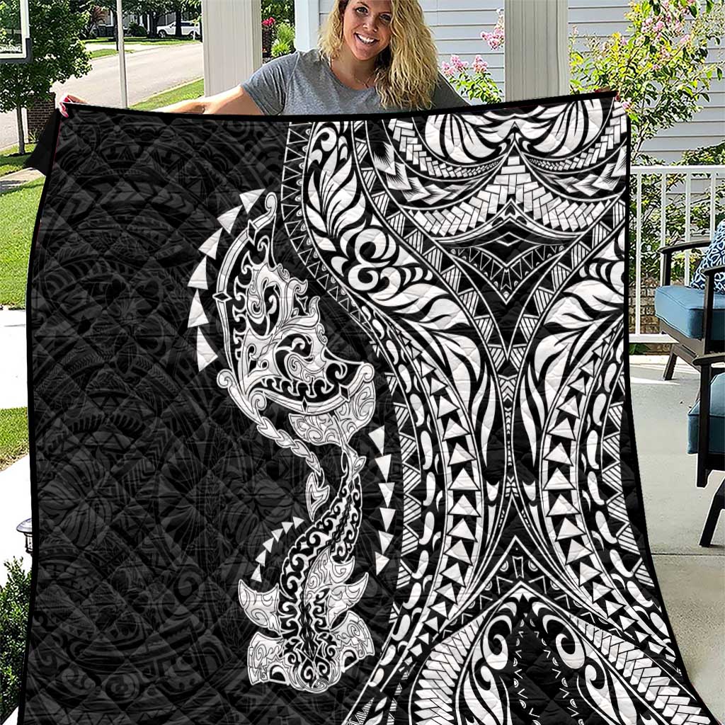 Hawaiian Manta Ray and Hammerhead Shark Tribal Tattoo Quilt with Polynesian Tribal Pattern Black-White Color