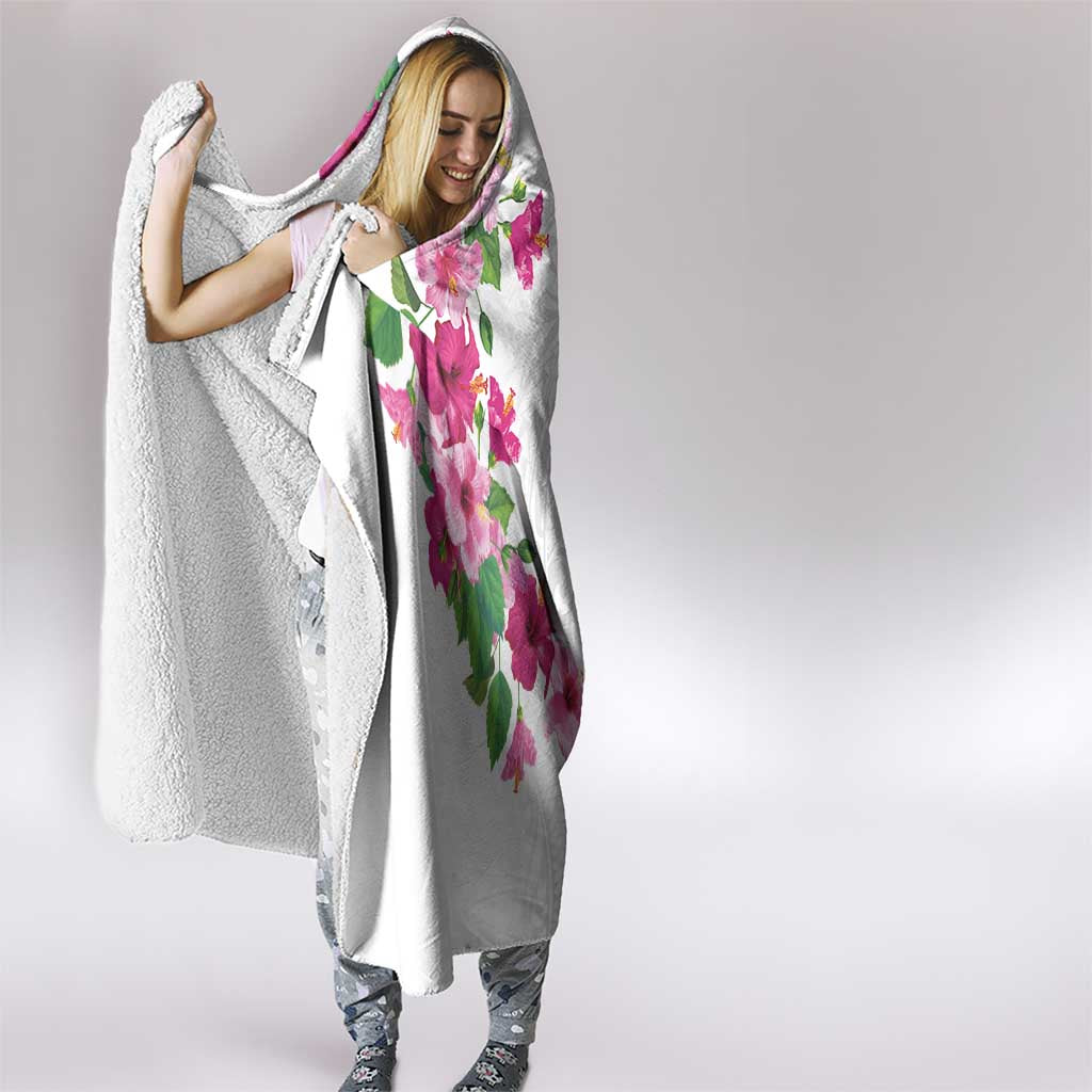 Hawaiian Hibiscus and Art Polynesian Tattoo Hooded Blanket White Color LT03 - Polynesian Pride