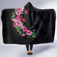 Hawaiian Hibiscus and Art Polynesian Tattoo Hooded Blanket Black Color LT03 One Size Black - Polynesian Pride