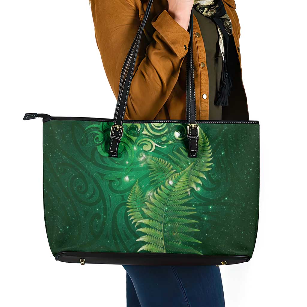 Matariki New Zealand Maori Silver Fern Leather Tote Bag Galaxy Green Sky Style
