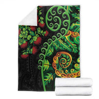 New Zealand Koru Plants and Pohutukawa Blanket Maori Tattoo Pattern