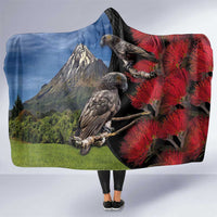 New Zealand Kea And Pohutukawa Hooded Blanket With The Mountain Landscape LT03 One Size Black - Polynesian Pride