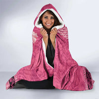 Hawaii Mele Kalikimaka Hooded Blanket Funny Santa with Tribal Tattoos Kakau Pink Color - Polynesian Pride