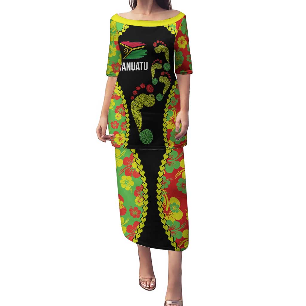 Personalised Vanuatu Running Puletasi Footprint and Hibiscus Polynesian Style LT03 Long Dress Black - Polynesian Pride